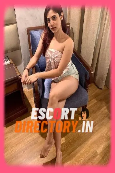 Chandigarh Escort Aarti in Zirakpur for Weekend Pleasure